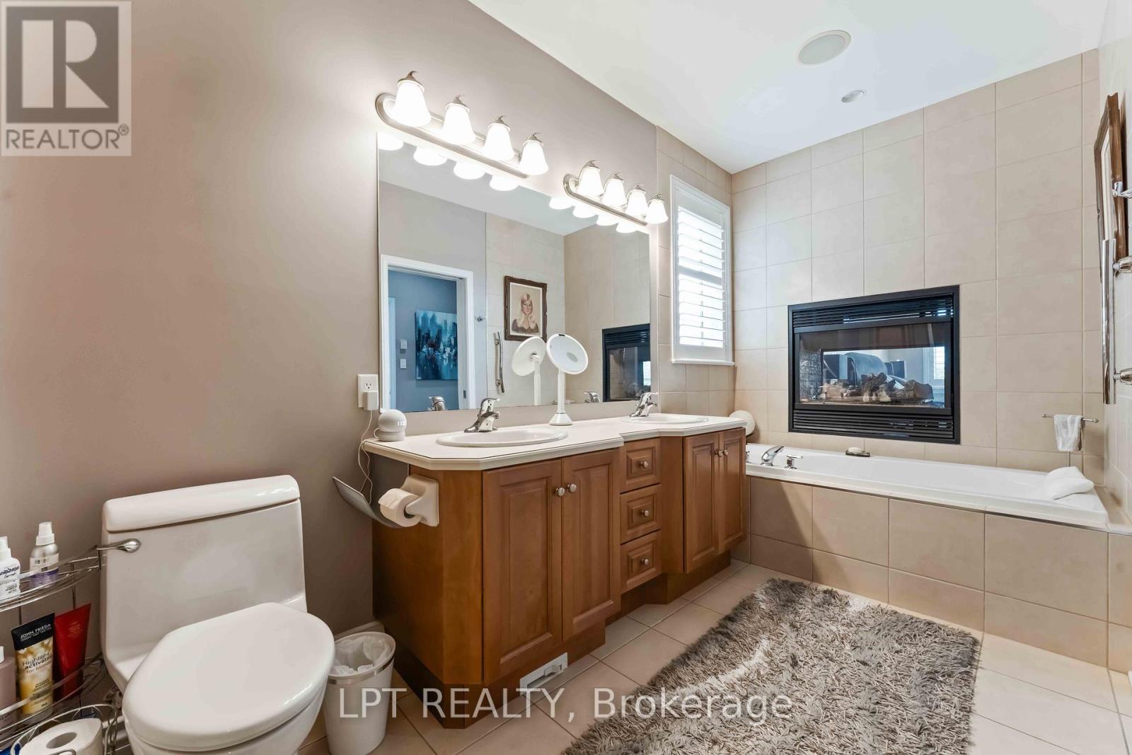 Photo 24 of 156 Riverstone Drive, Ottawa ON