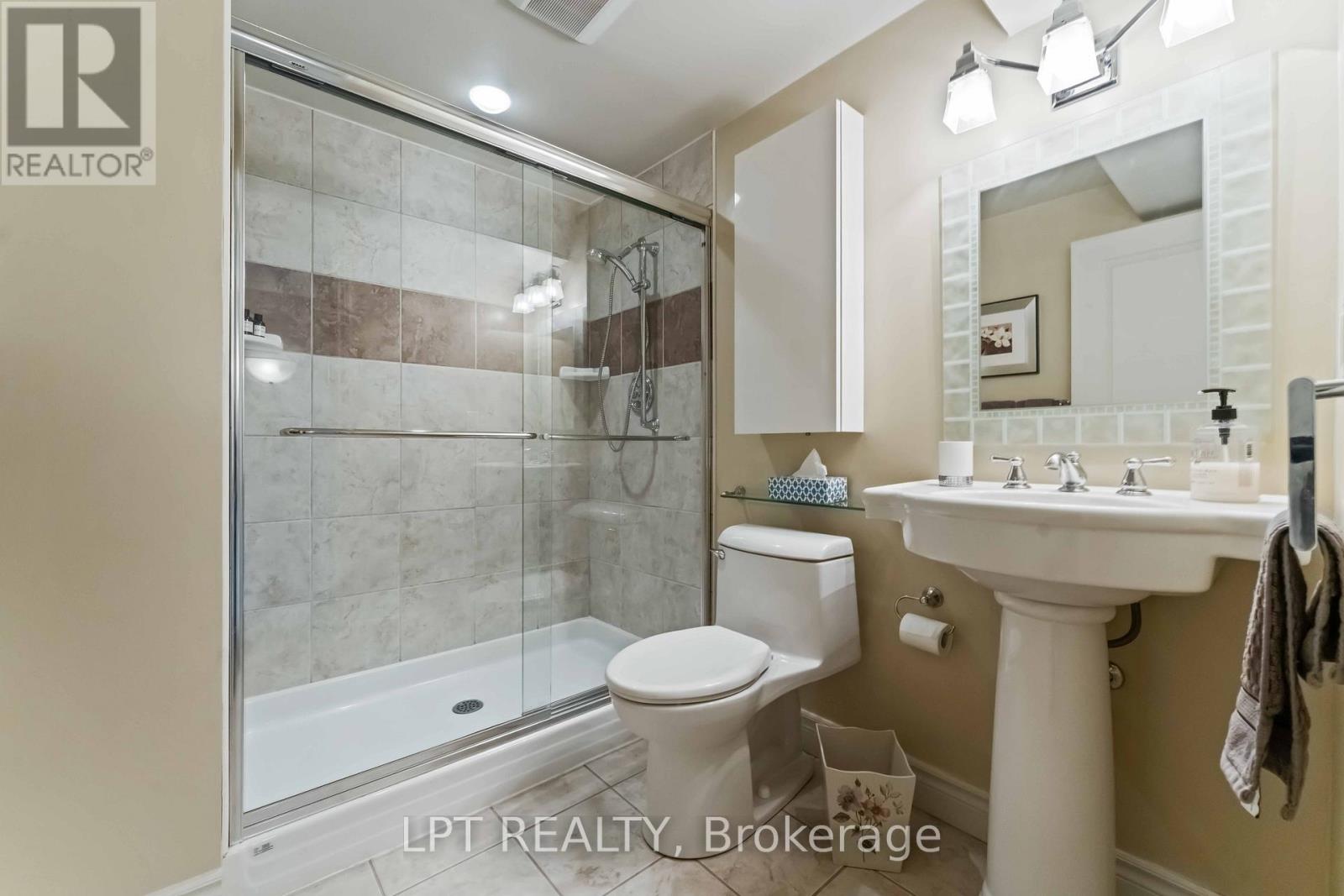 Photo 33 of 156 Riverstone Drive, Ottawa ON