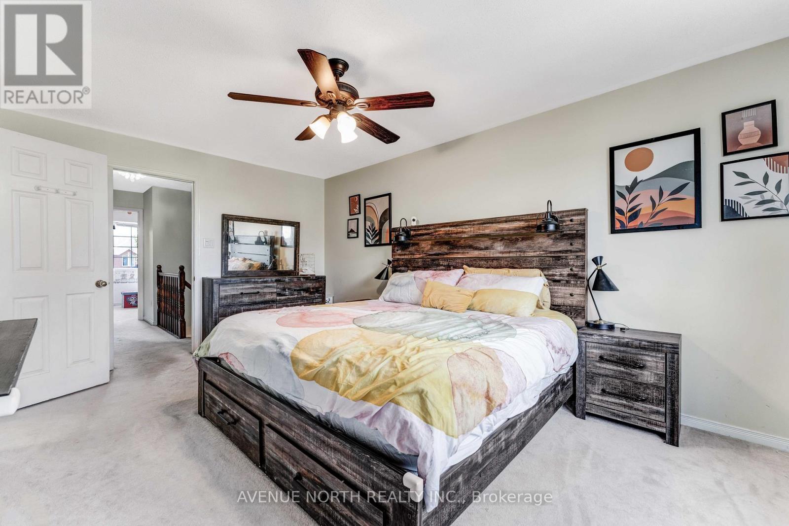 Photo 17 of 51 Mullcraft Crescent, Ottawa ON