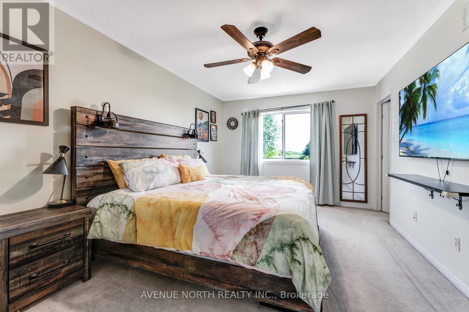 Photo 18 of 51 Mullcraft Crescent, Ottawa ON