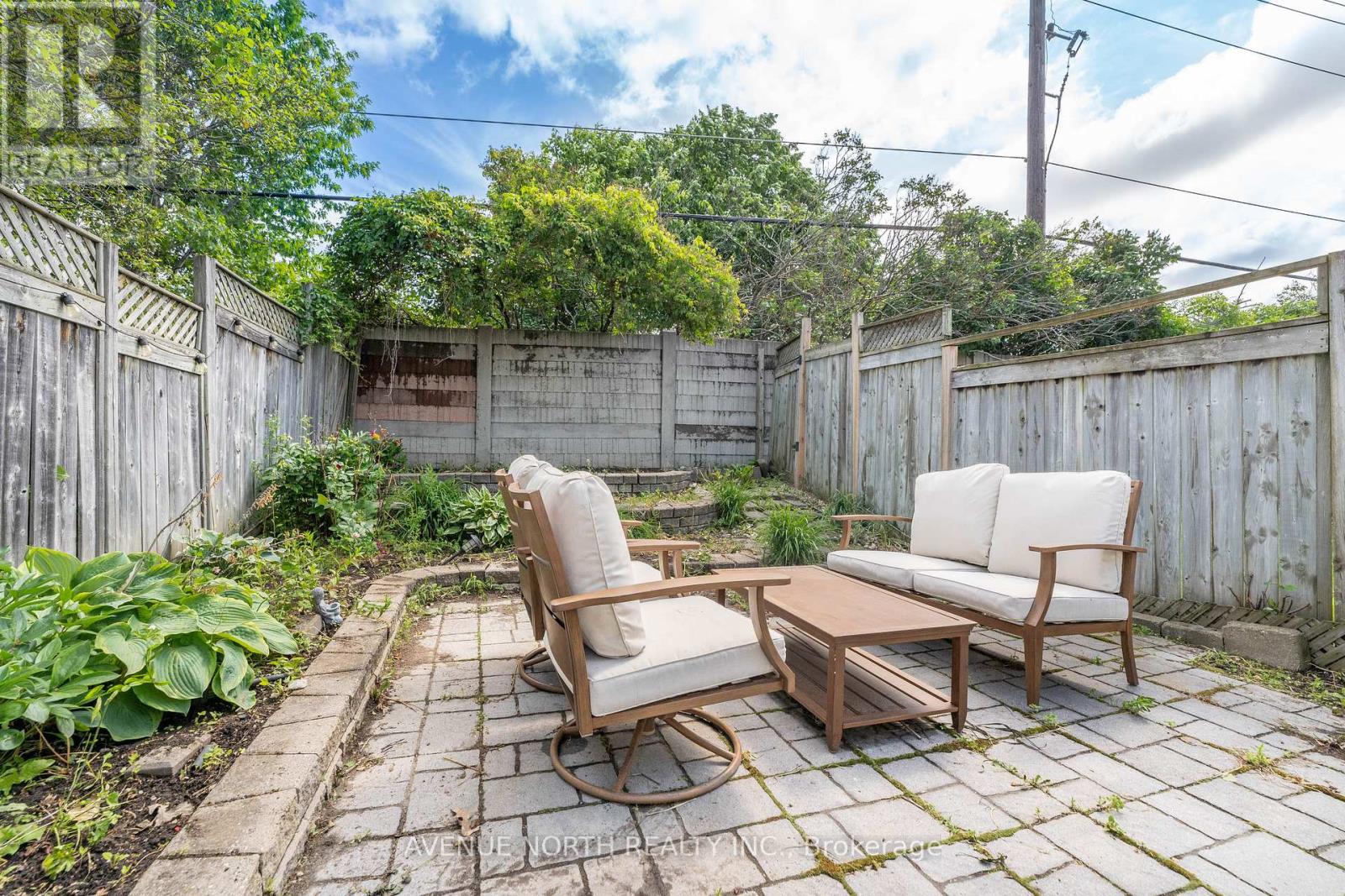 Photo 30 of 51 Mullcraft Crescent, Ottawa ON