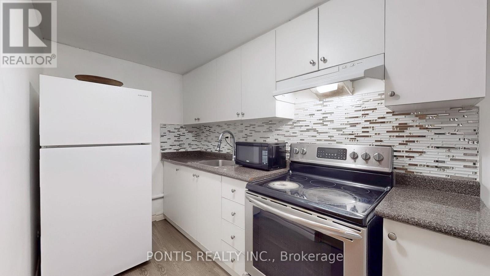 Photo 32 of 3014 Oka Road, Mississauga ON