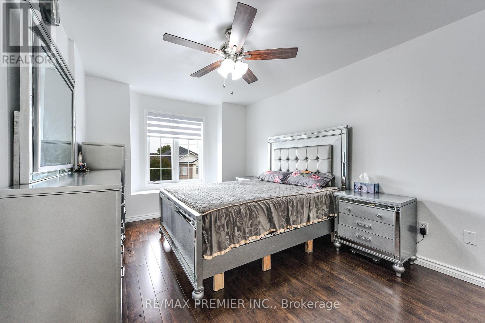 Photo 20 of 77 Wilmont Court, Brampton ON