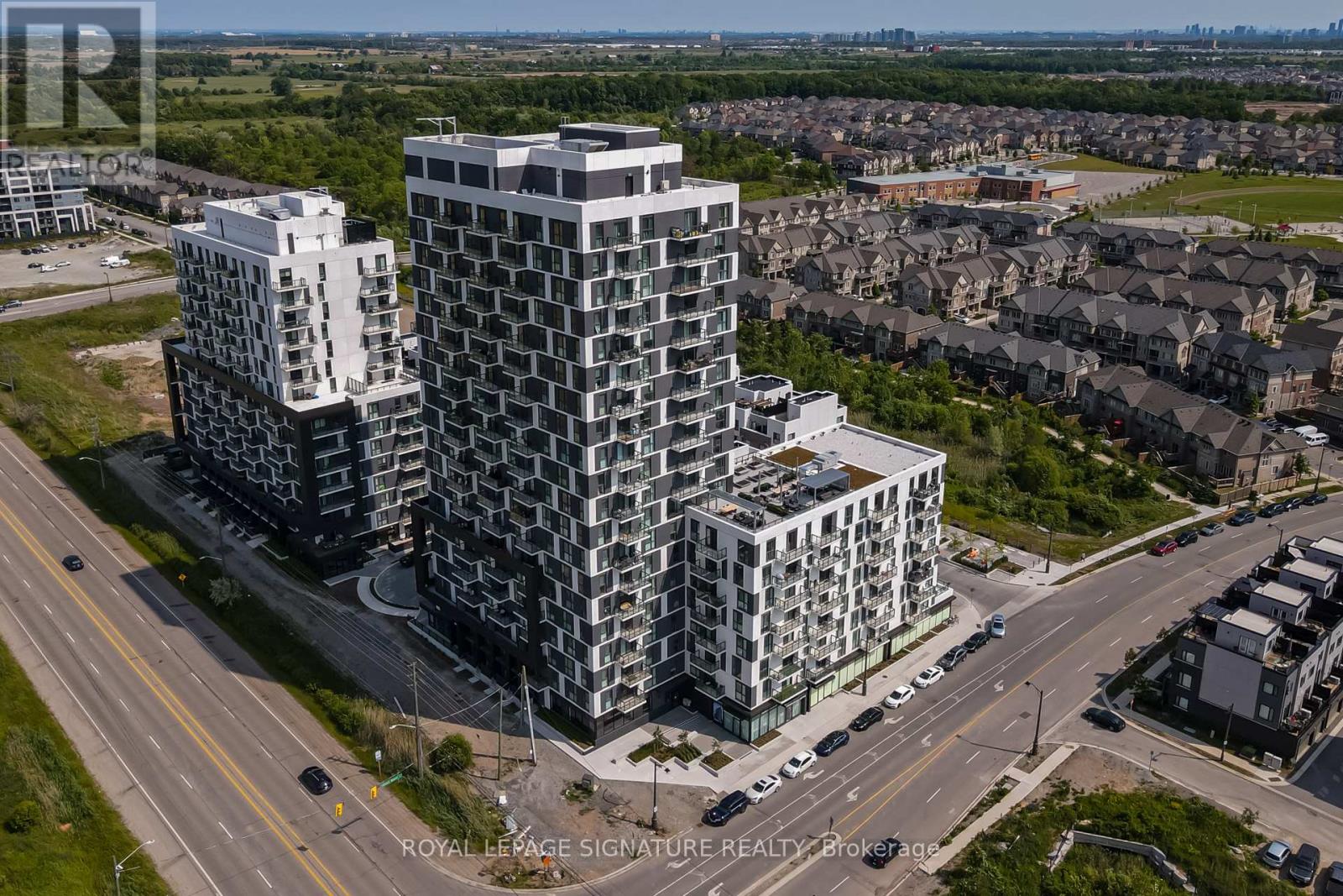Photo 1 of 503 335 Wheat Boom Drive, Oakville ON