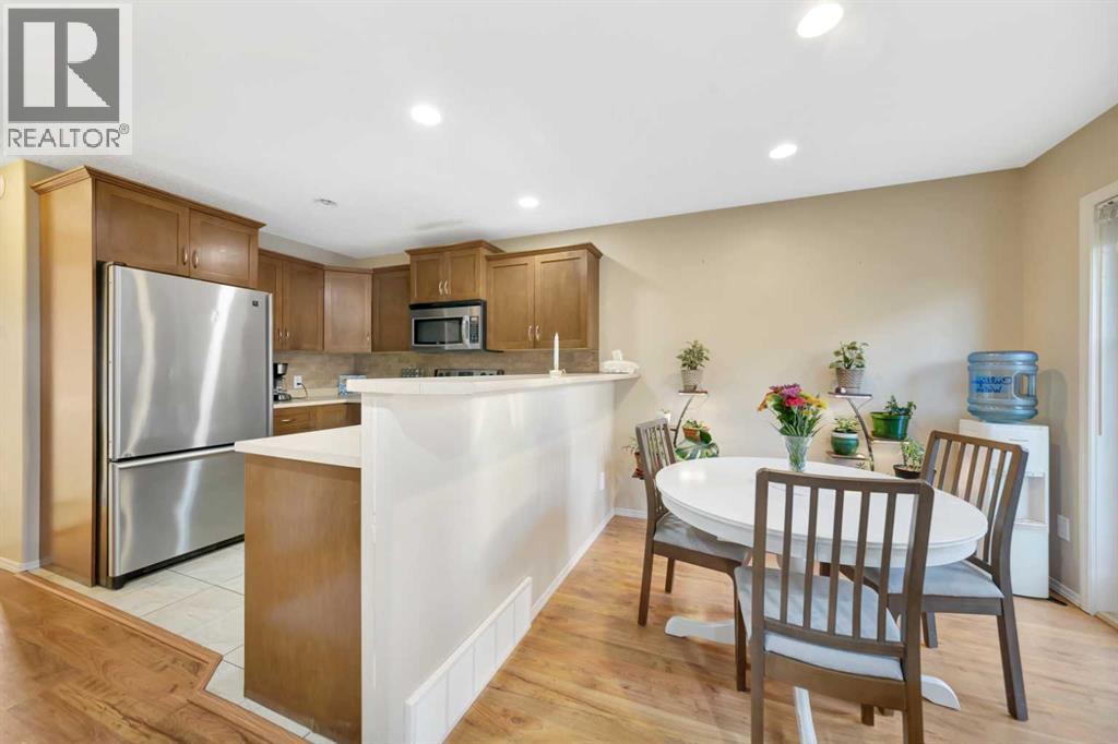 Photo 10 of 1 1407 53 Avenue, Lloydminster AB