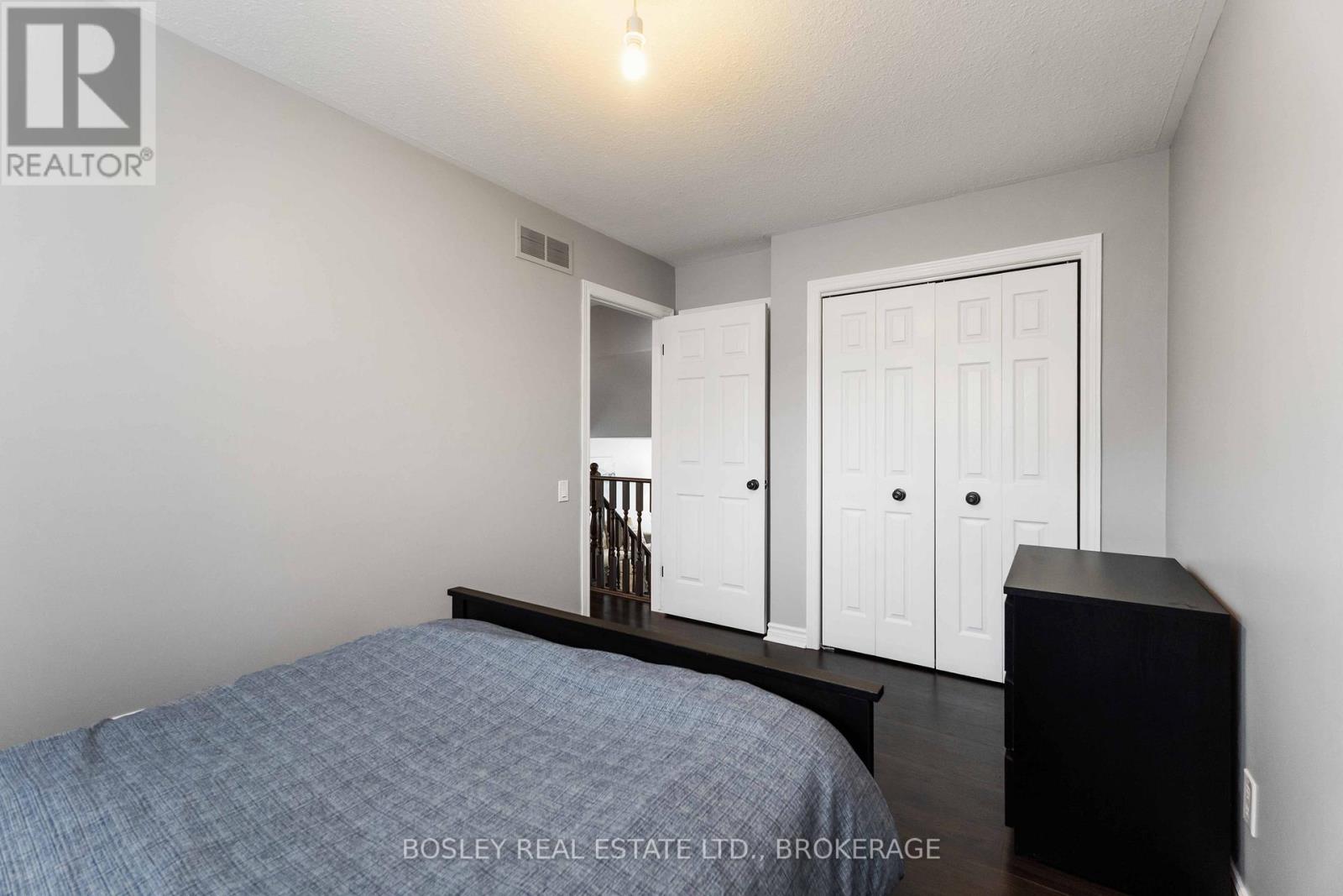 Photo 15 of 7733 Alpine Drive S, Niagara Falls ON