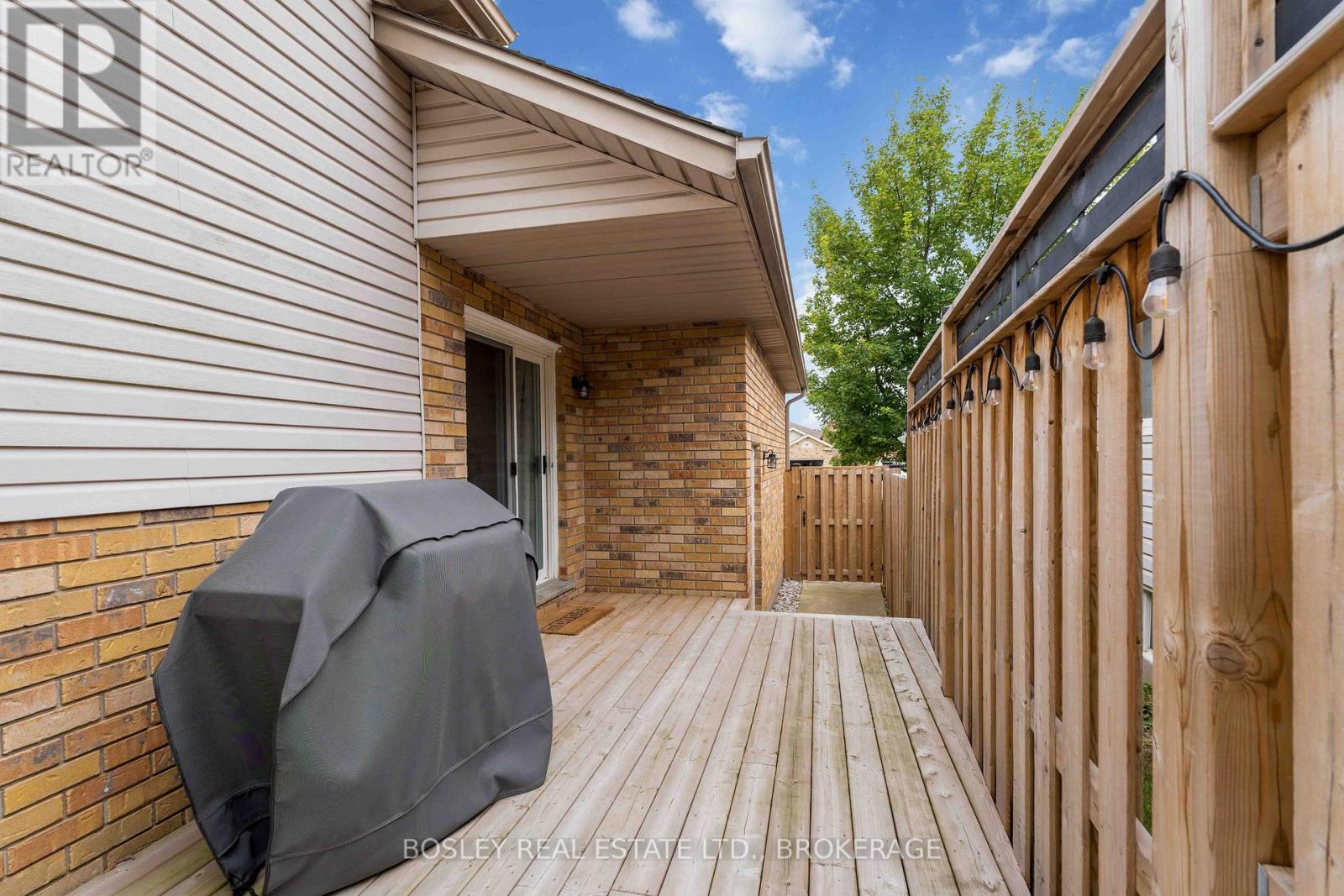 Photo 30 of 7733 Alpine Drive S, Niagara Falls ON