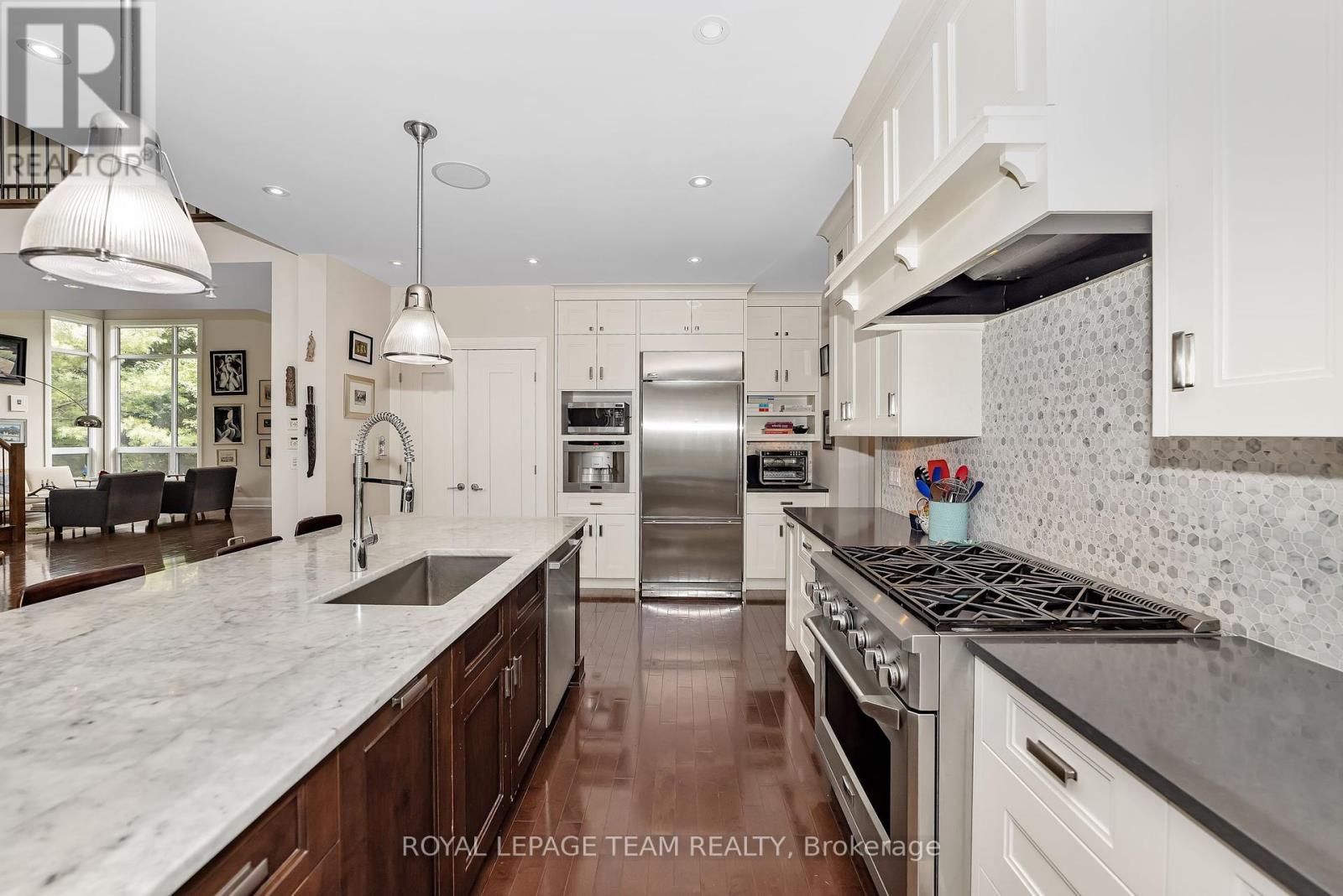 Photo 9 of 6290 Emerald Links Drive, Ottawa ON