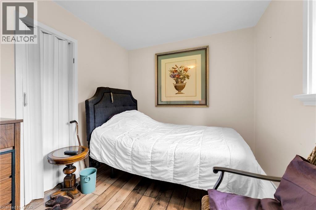Photo 20 of 19 Kinnard Road, Brantford ON