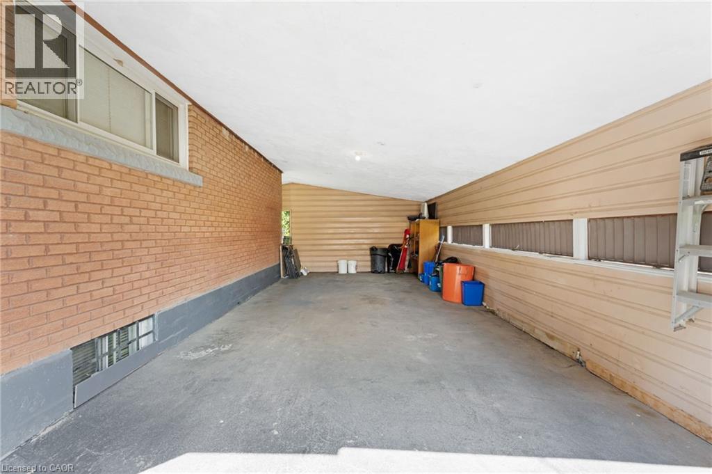 Photo 32 of 19 Kinnard Road, Brantford ON
