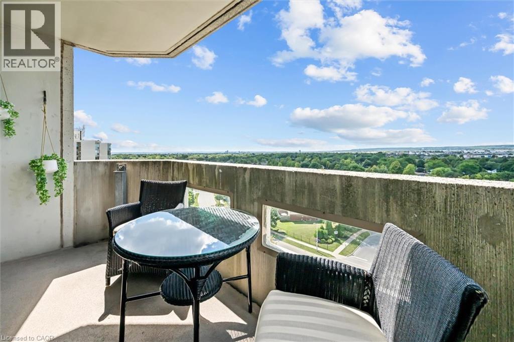 Photo 12 of 5090 Pinedale Avenue Unit 1107, Burlington ON