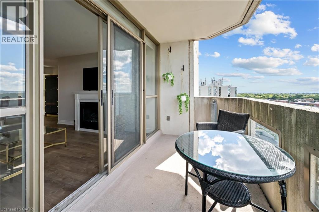 Photo 14 of 5090 Pinedale Avenue Unit 1107, Burlington ON