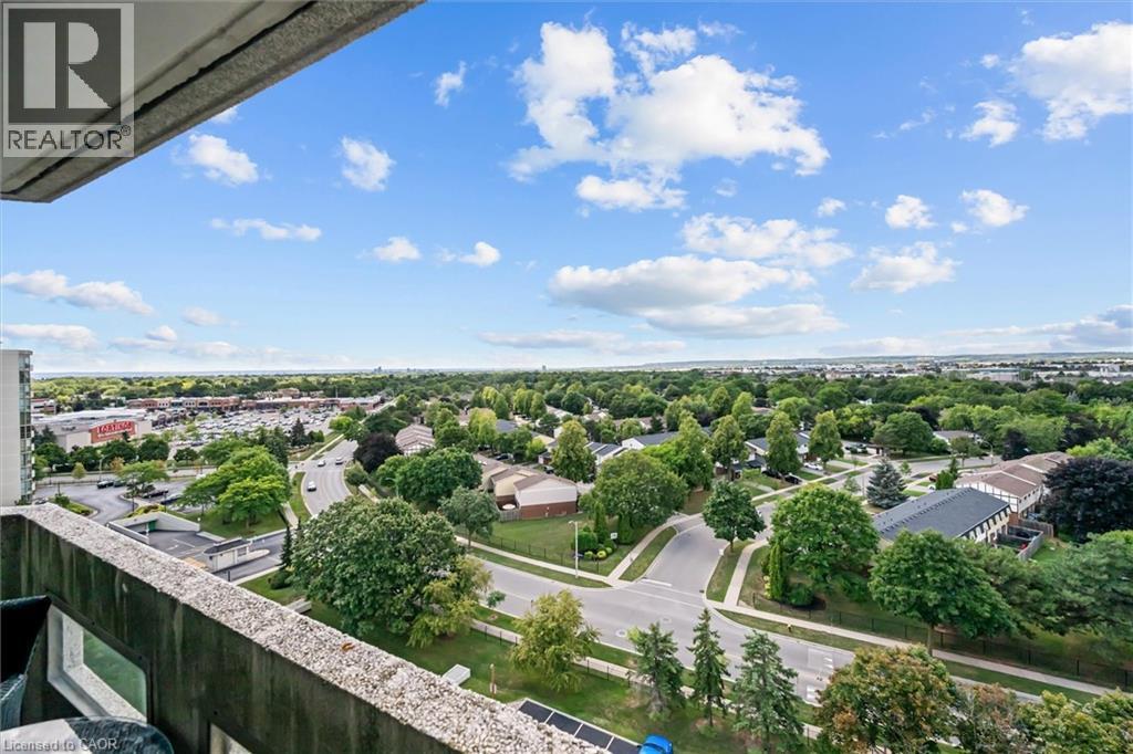 Photo 15 of 5090 Pinedale Avenue Unit 1107, Burlington ON