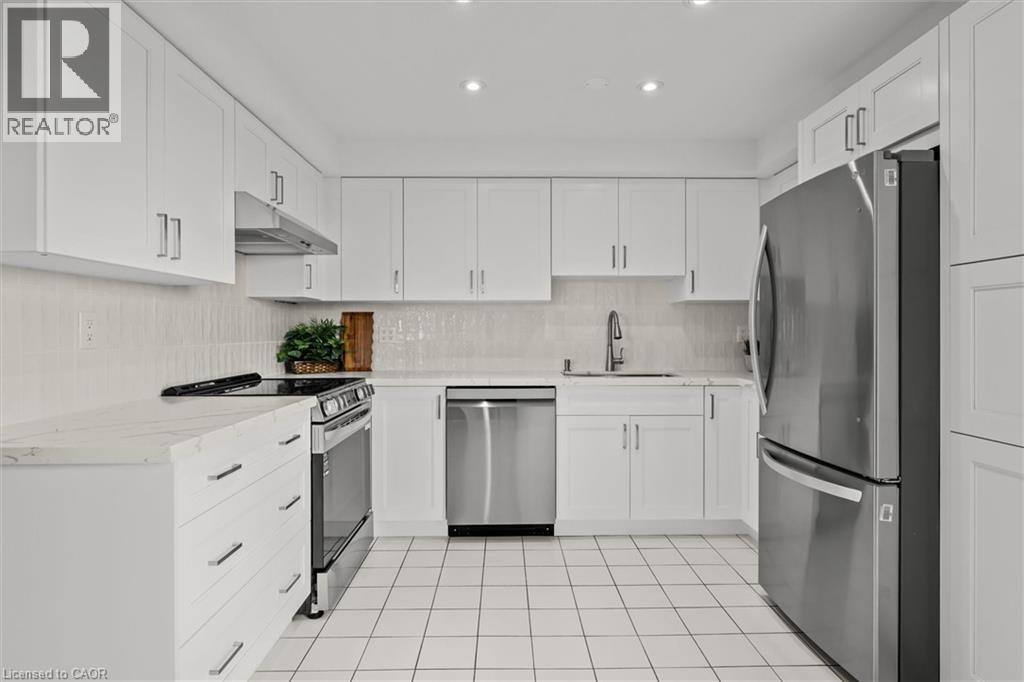 Photo 22 of 5090 Pinedale Avenue Unit 1107, Burlington ON
