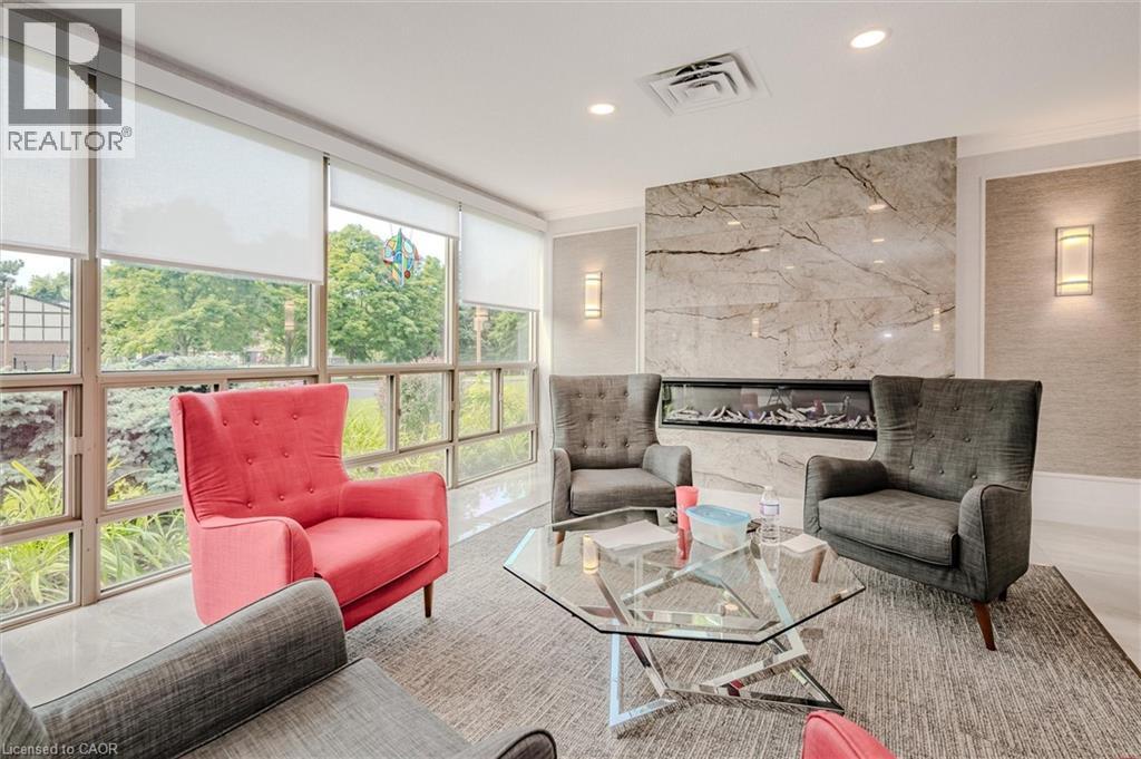 Photo 37 of 5090 Pinedale Avenue Unit 1107, Burlington ON