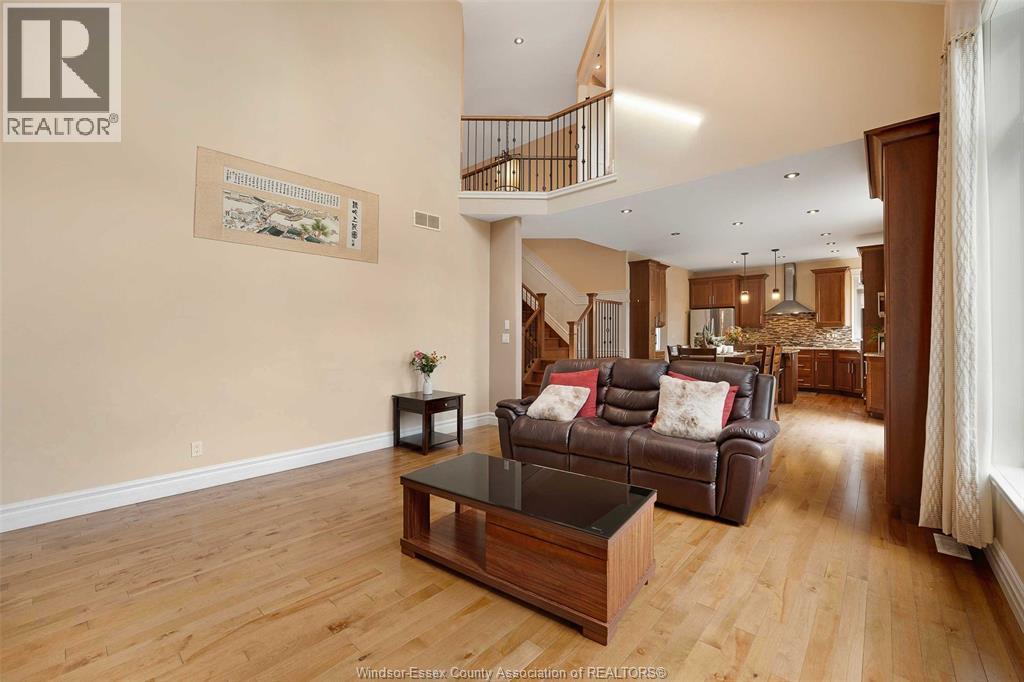 Photo 8 of 2895 Brooklyn Avenue, Lasalle ON