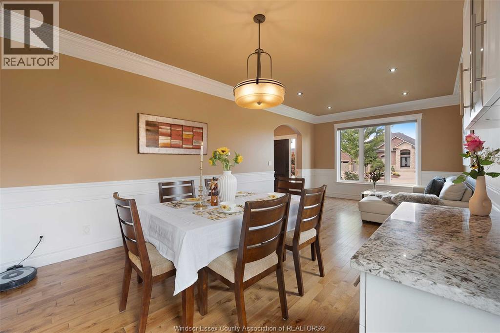 Photo 9 of 2895 Brooklyn Avenue, Lasalle ON