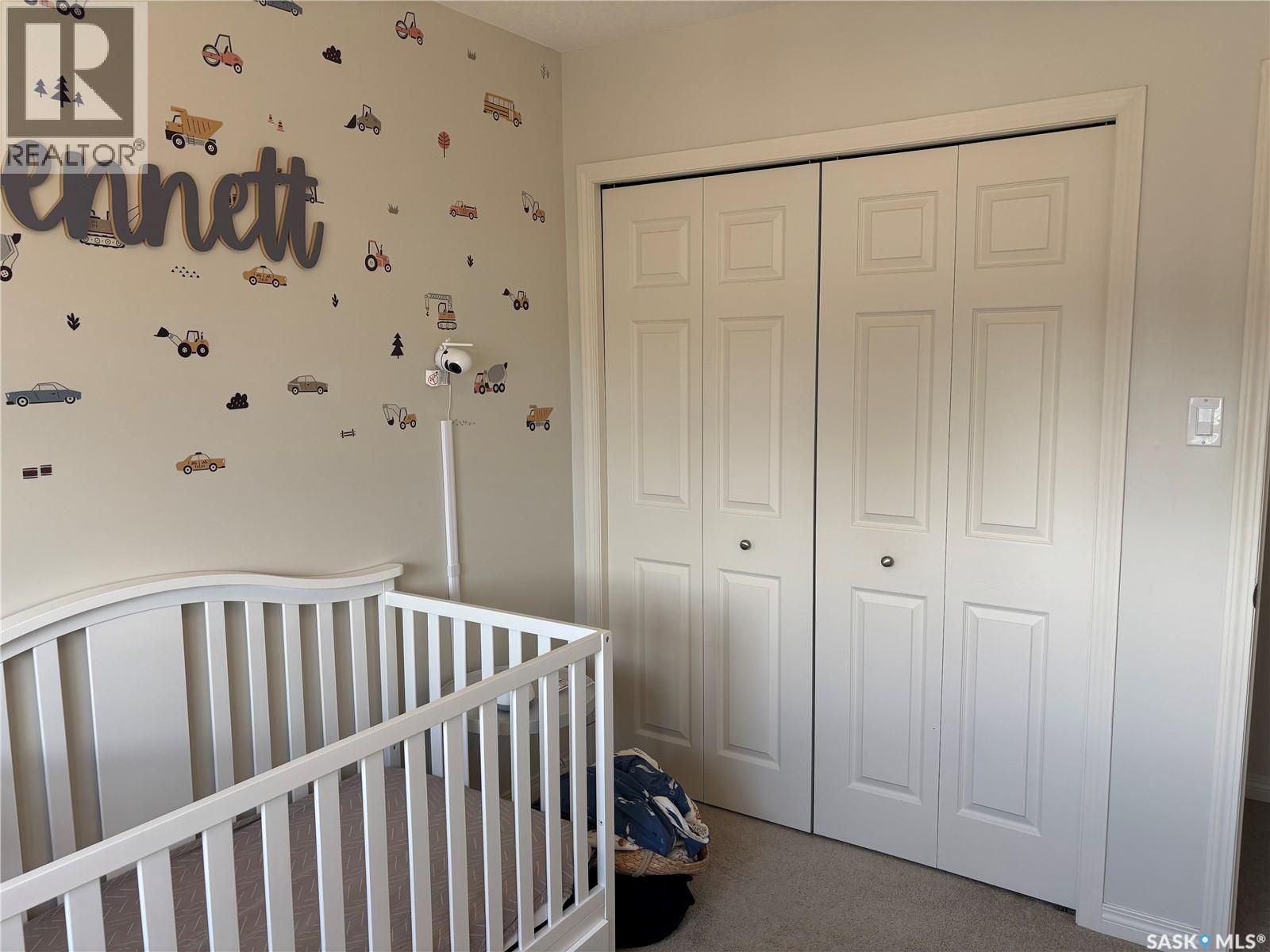 Photo 11 of 813 Lochwood Place, Swift Current SK