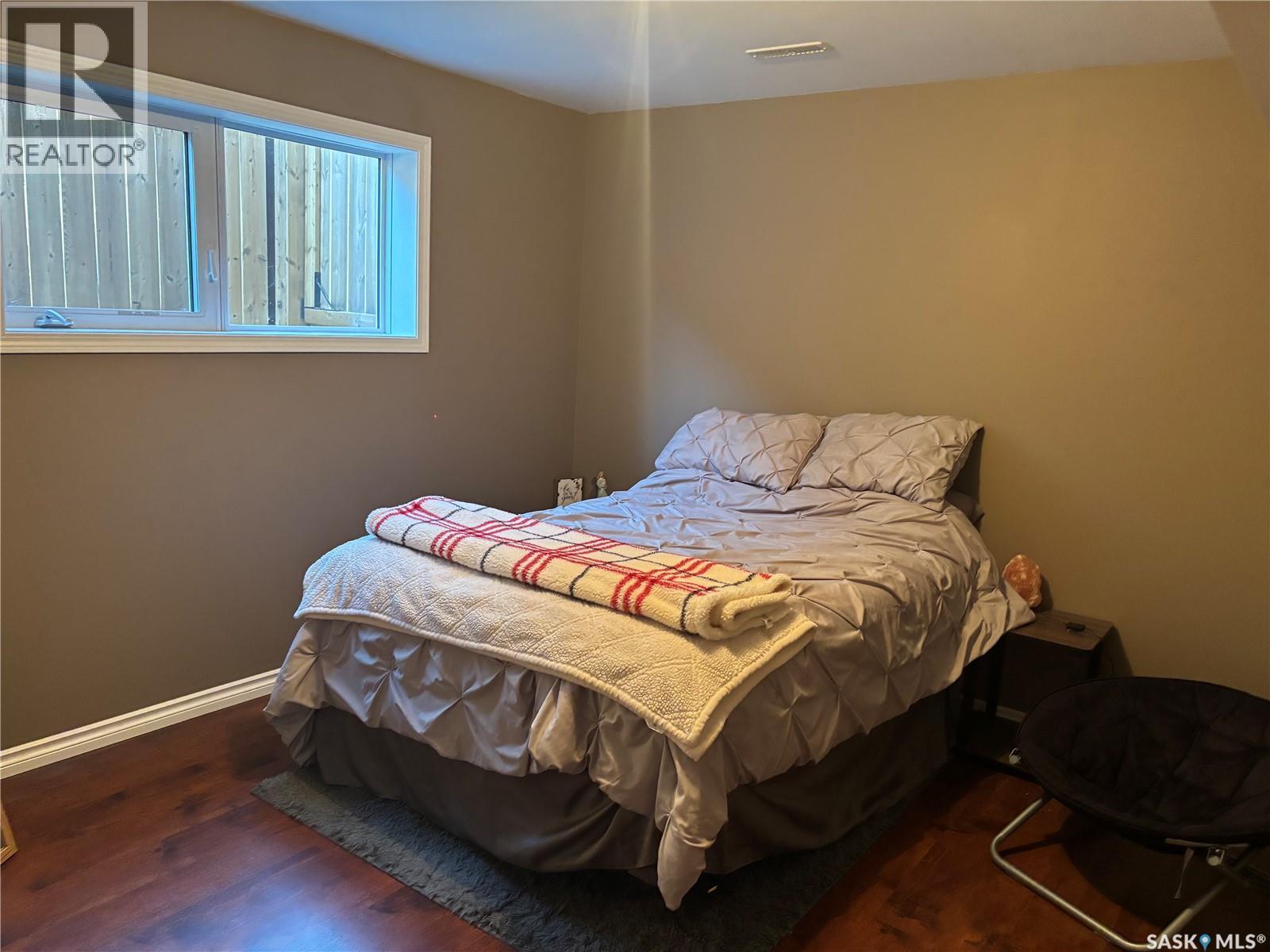 Photo 17 of 813 Lochwood Place, Swift Current SK