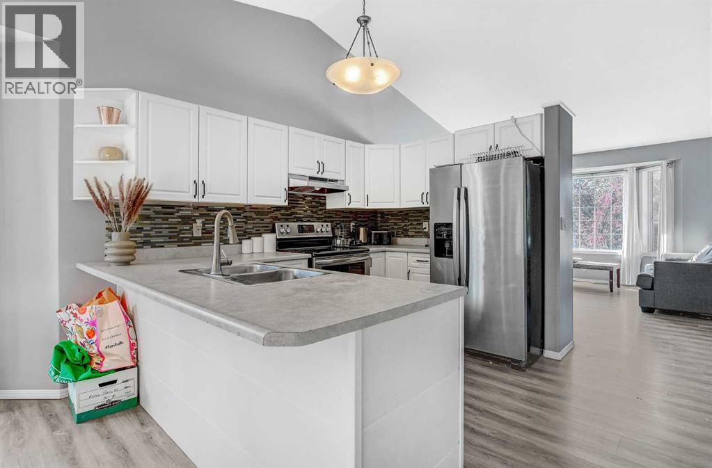 Photo 7 of 8932 65 Avenue, Grande Prairie AB
