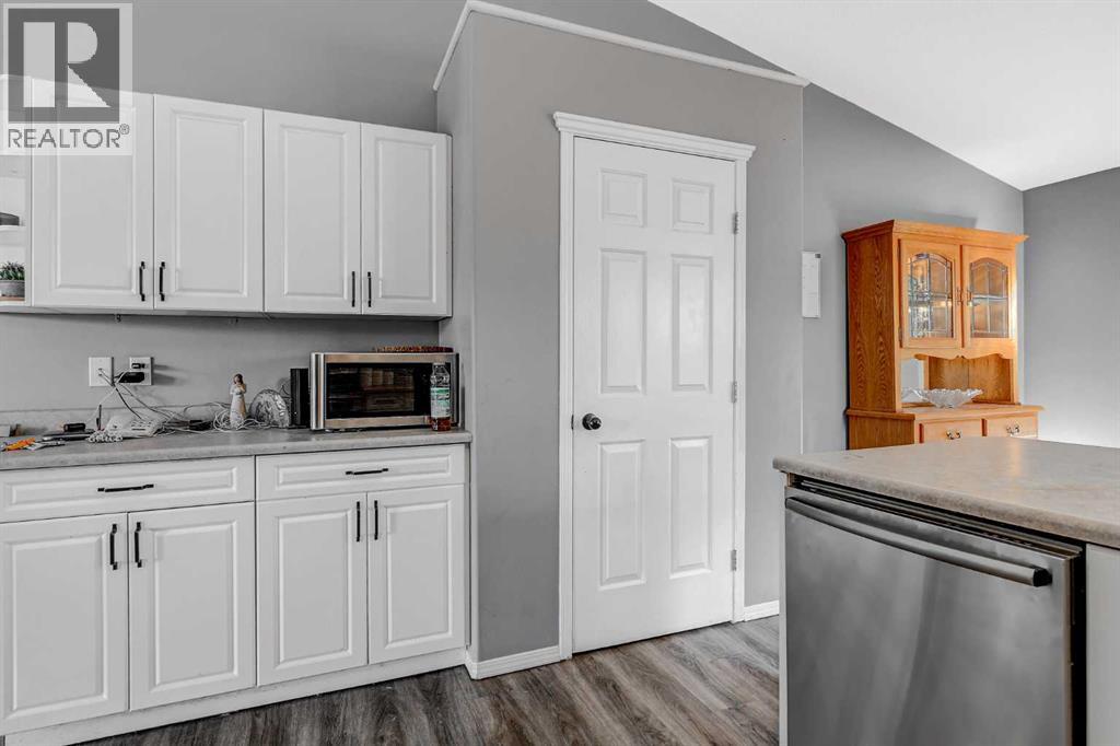 Photo 10 of 8932 65 Avenue, Grande Prairie AB
