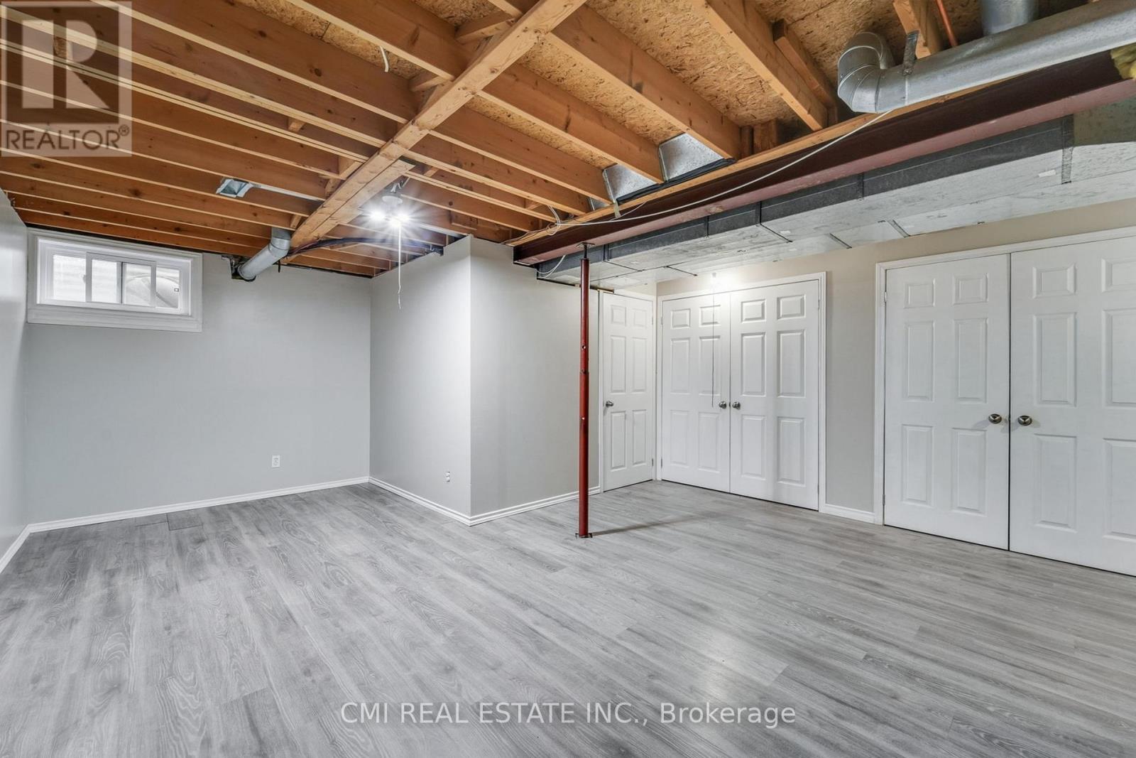 Photo 20 of 49 495 Sidney Drive, Ottawa ON