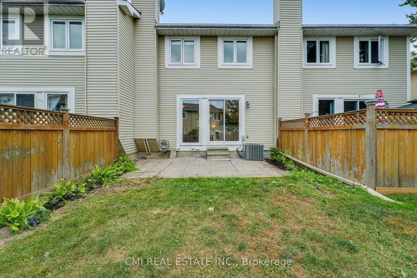 Photo 22 of 49 495 Sidney Drive, Ottawa ON