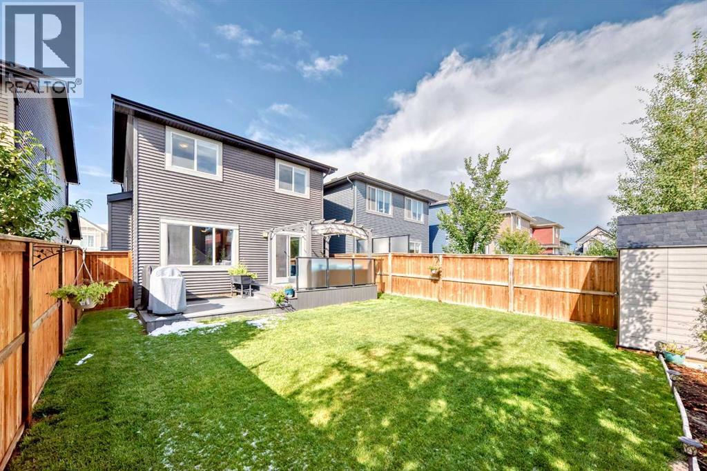 Photo 33 of 36 Sundown Avenue, Cochrane AB