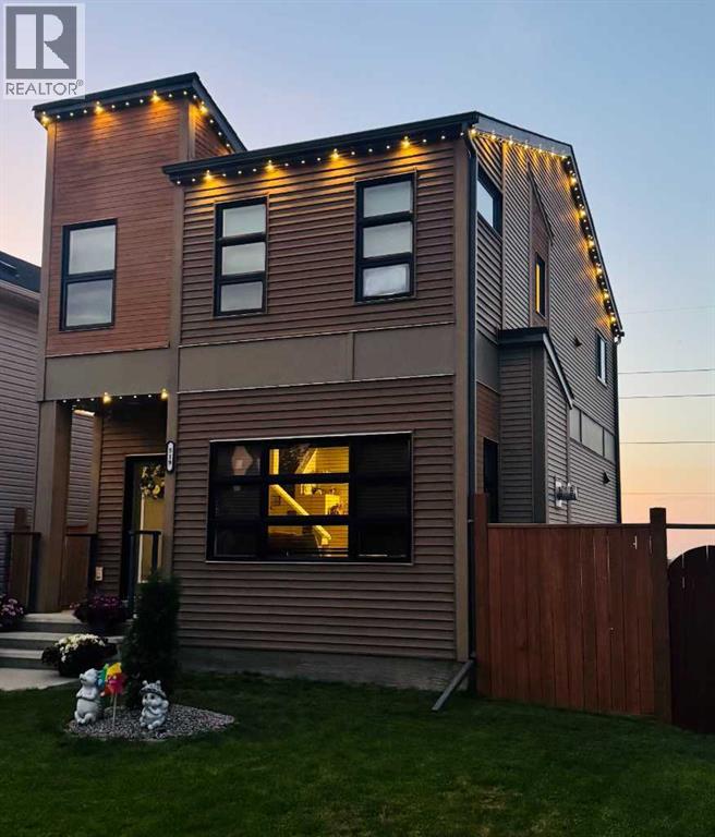 Photo 4 of 519 Copperpond Boulevard Se, Calgary AB