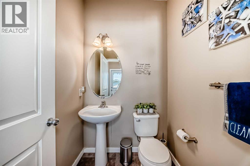 Photo 15 of 519 Copperpond Boulevard Se, Calgary AB