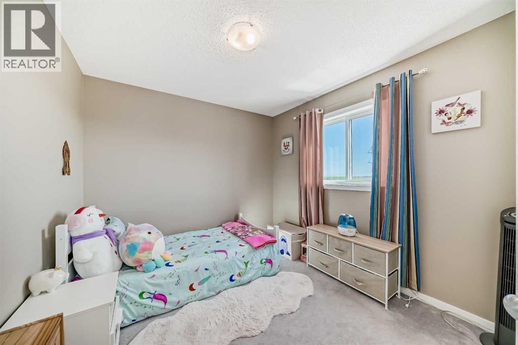 Photo 24 of 519 Copperpond Boulevard Se, Calgary AB