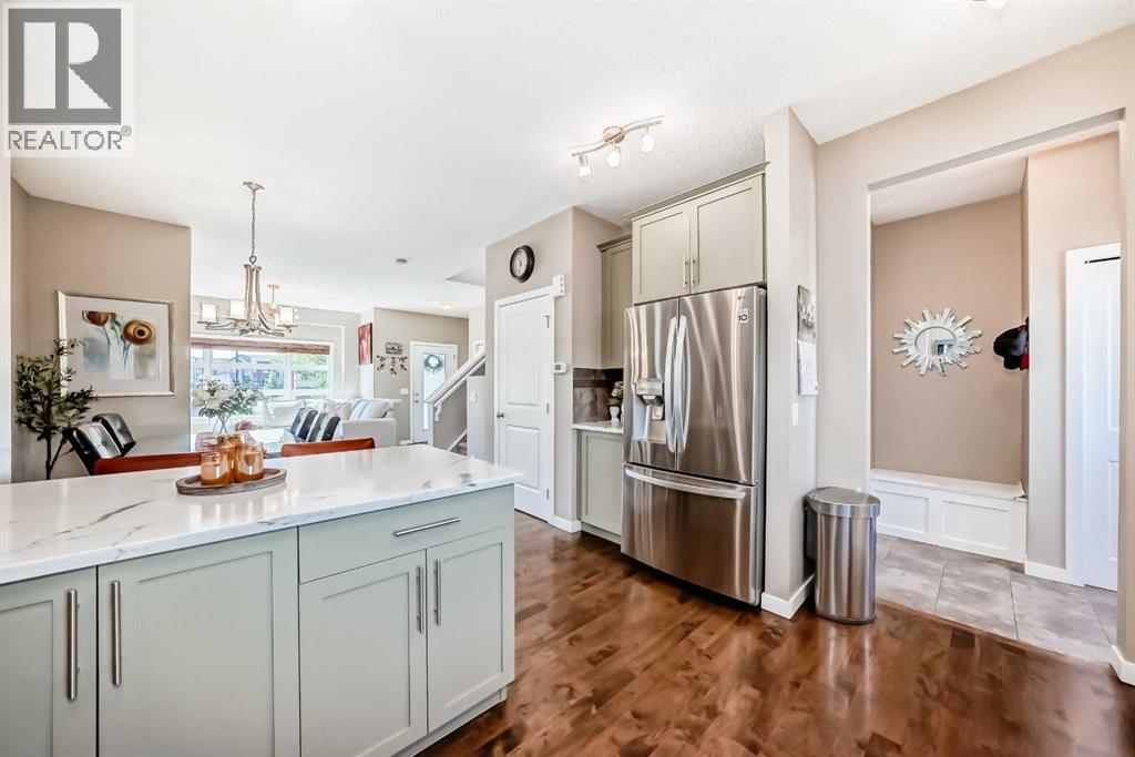 Photo 13 of 519 Copperpond Boulevard Se, Calgary AB