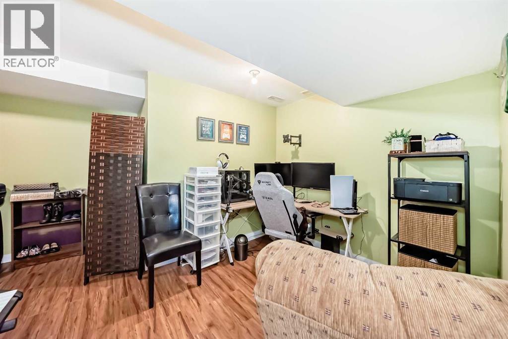 Photo 31 of 519 Copperpond Boulevard Se, Calgary AB