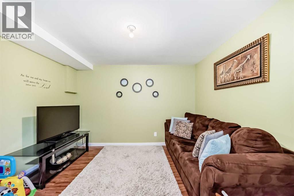 Photo 30 of 519 Copperpond Boulevard Se, Calgary AB