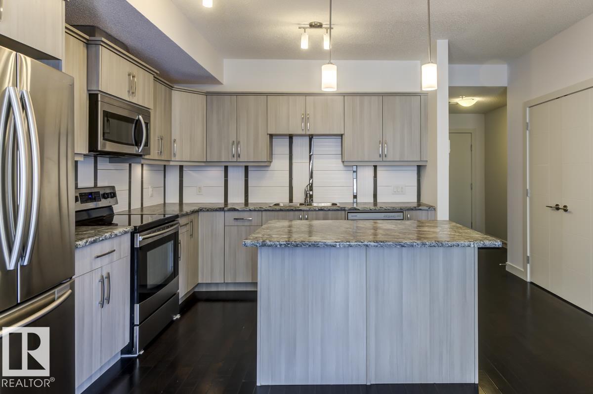Photo 19 of 219 10523 123 St Nw, Edmonton AB