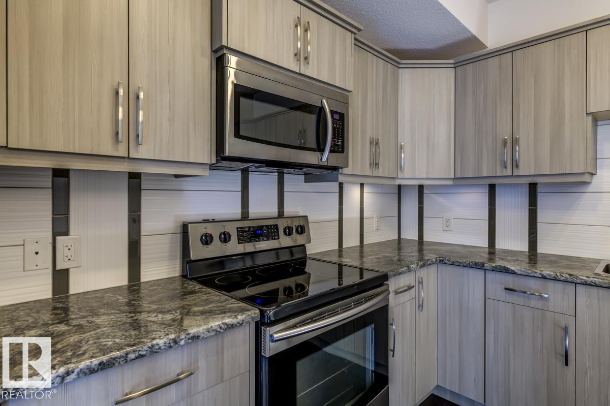 Photo 22 of 219 10523 123 St Nw, Edmonton AB