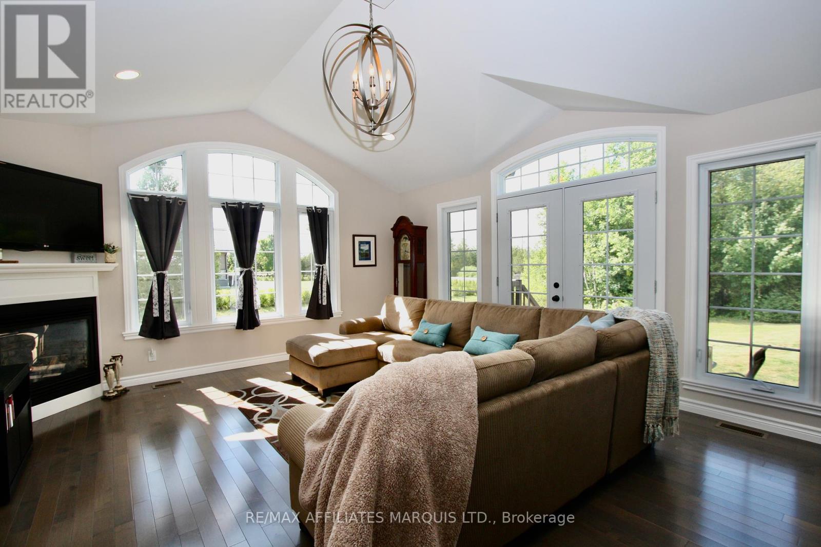 Photo 3 of 20447 Patricia Lane, South Glengarry ON