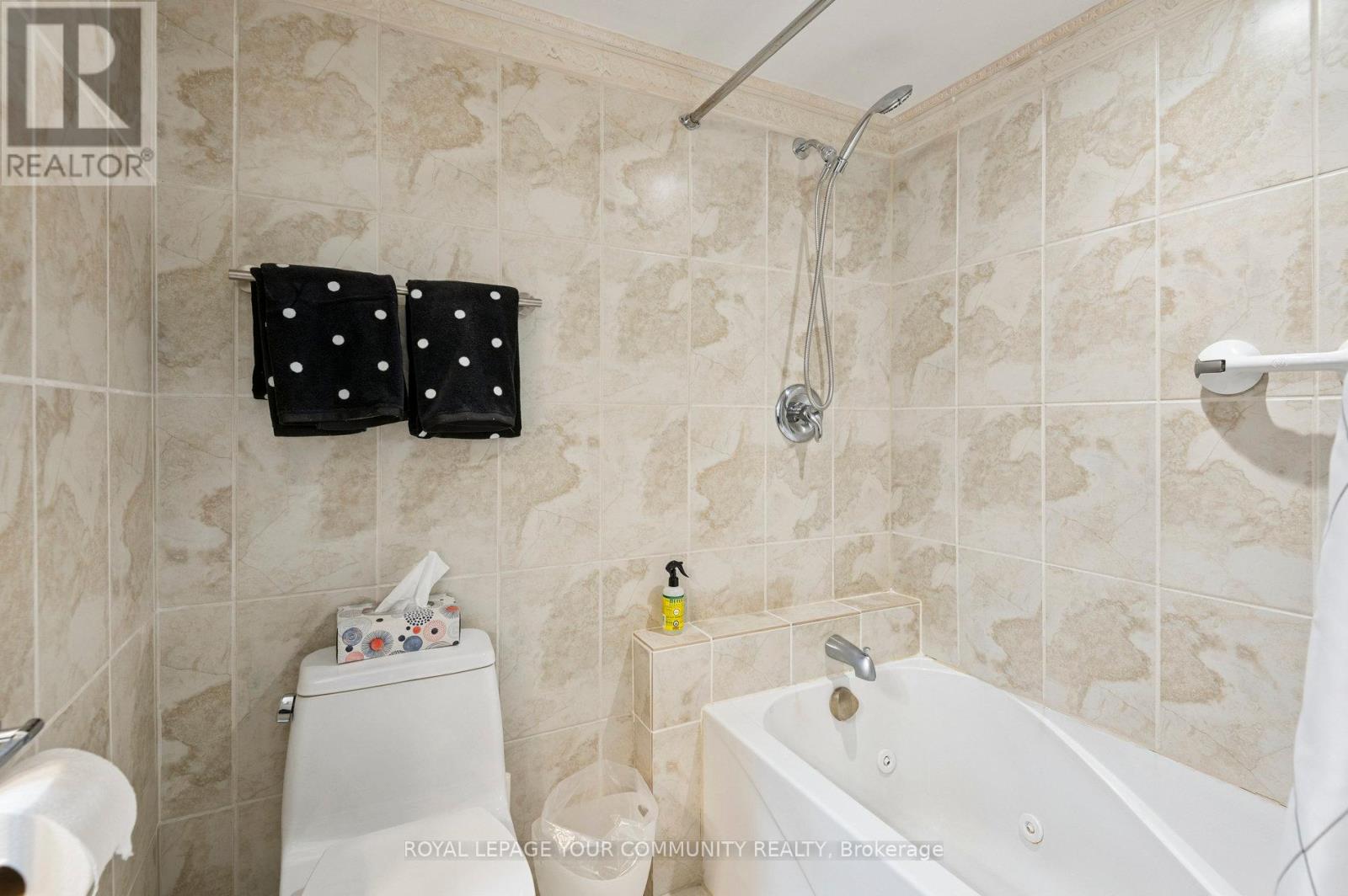 Photo 20 of 603 135 George Street S, Toronto ON