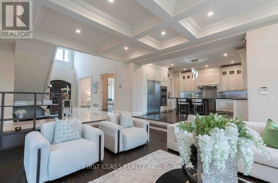 Photo 12 of 25 Dresden Road, Toronto ON