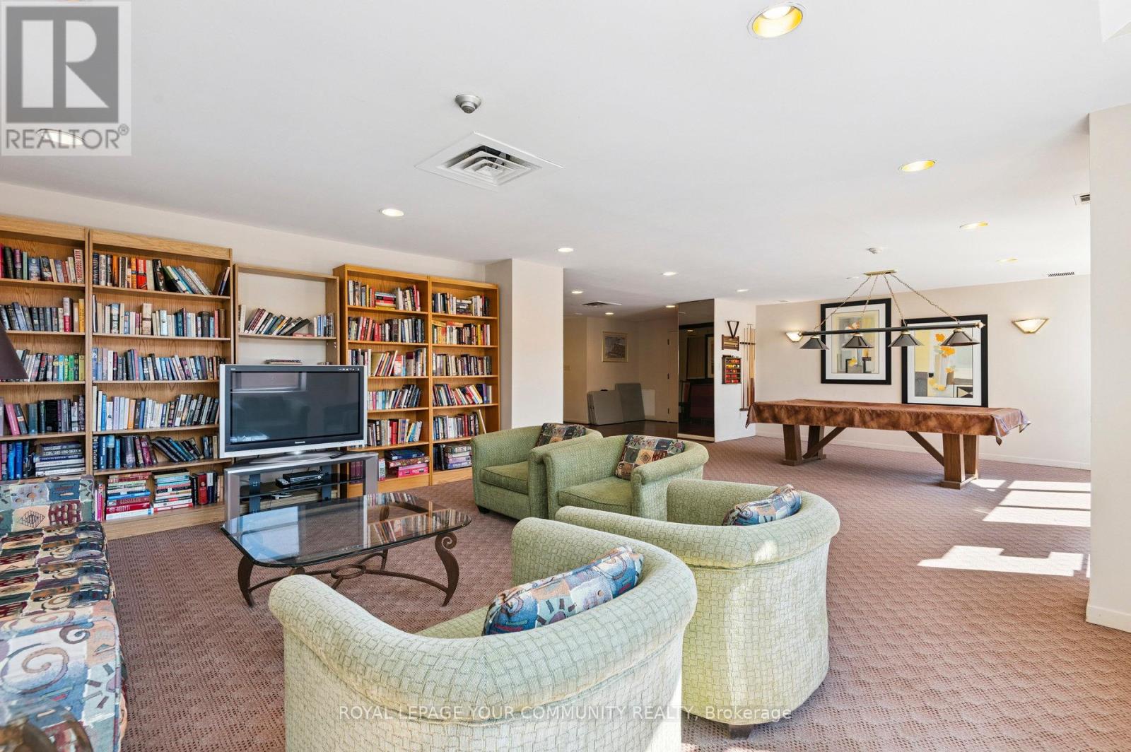Photo 25 of 603 135 George Street S, Toronto ON
