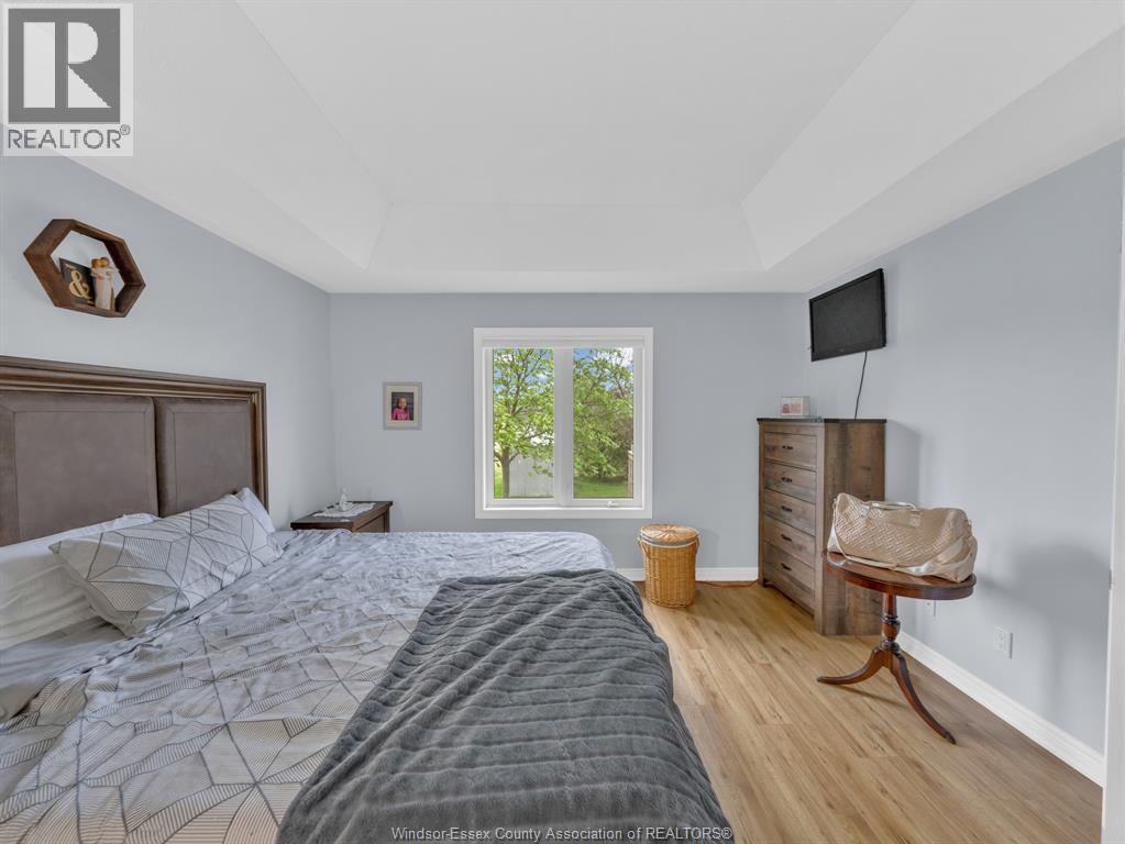 Photo 15 of 51 Santos Drive, Kingsville ON