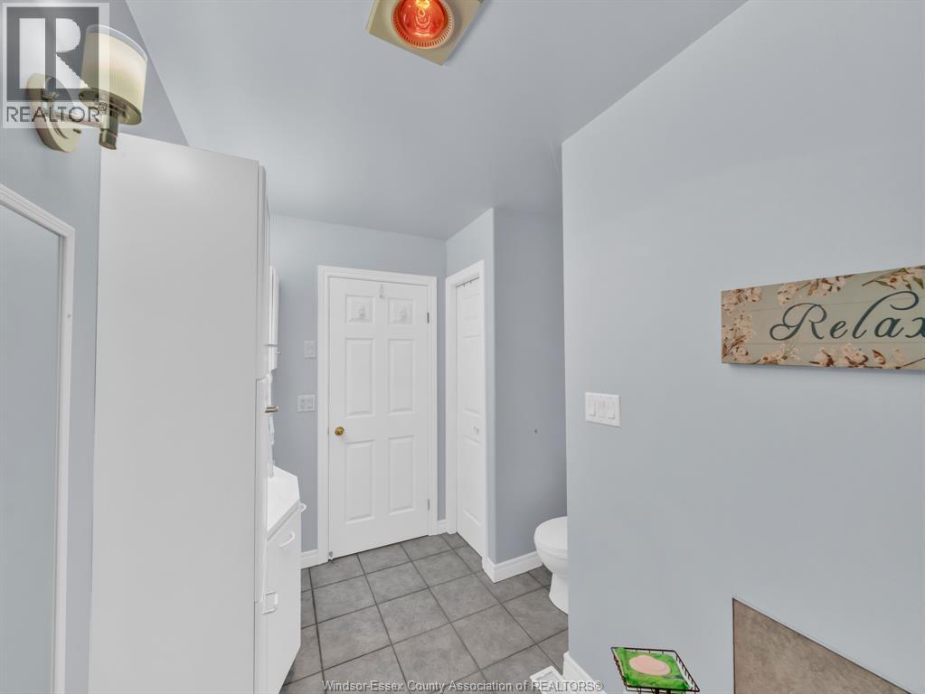 Photo 18 of 51 Santos Drive, Kingsville ON