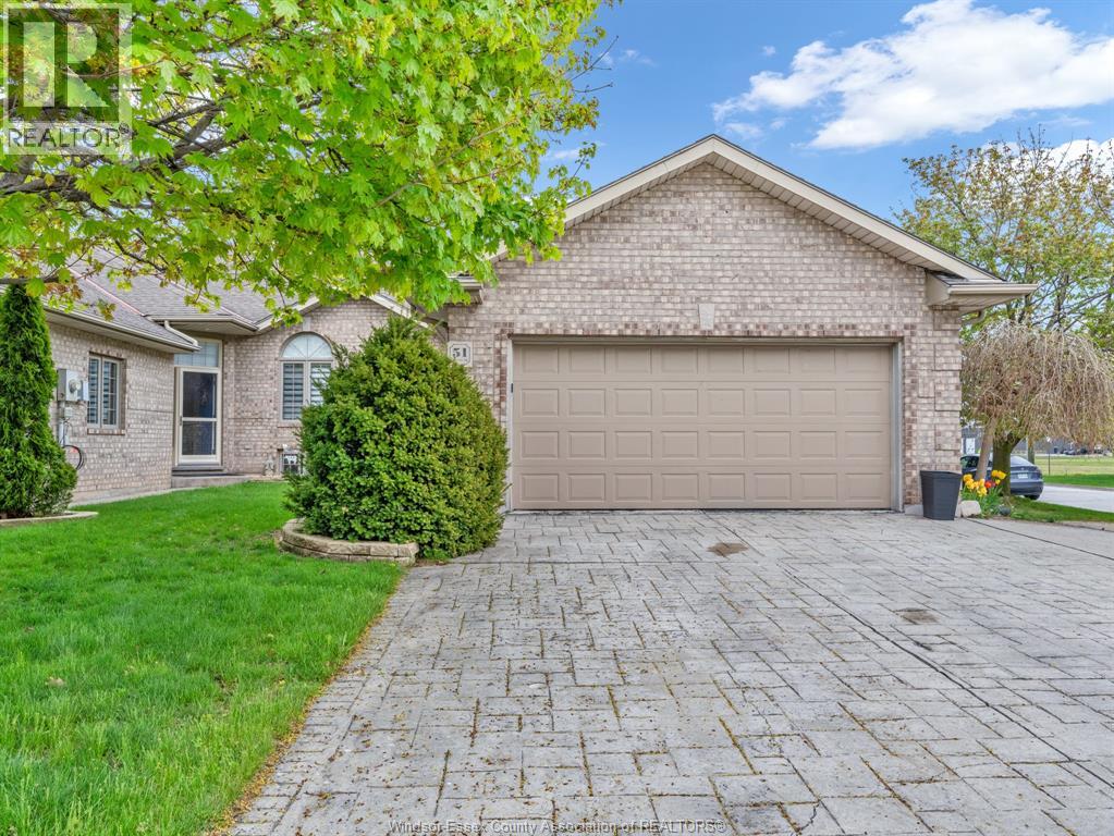 Photo 2 of 51 Santos Drive, Kingsville ON