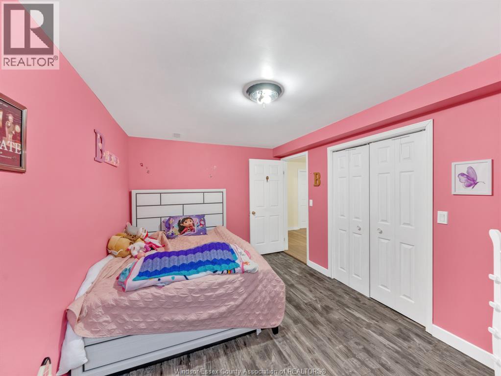 Photo 23 of 51 Santos Drive, Kingsville ON