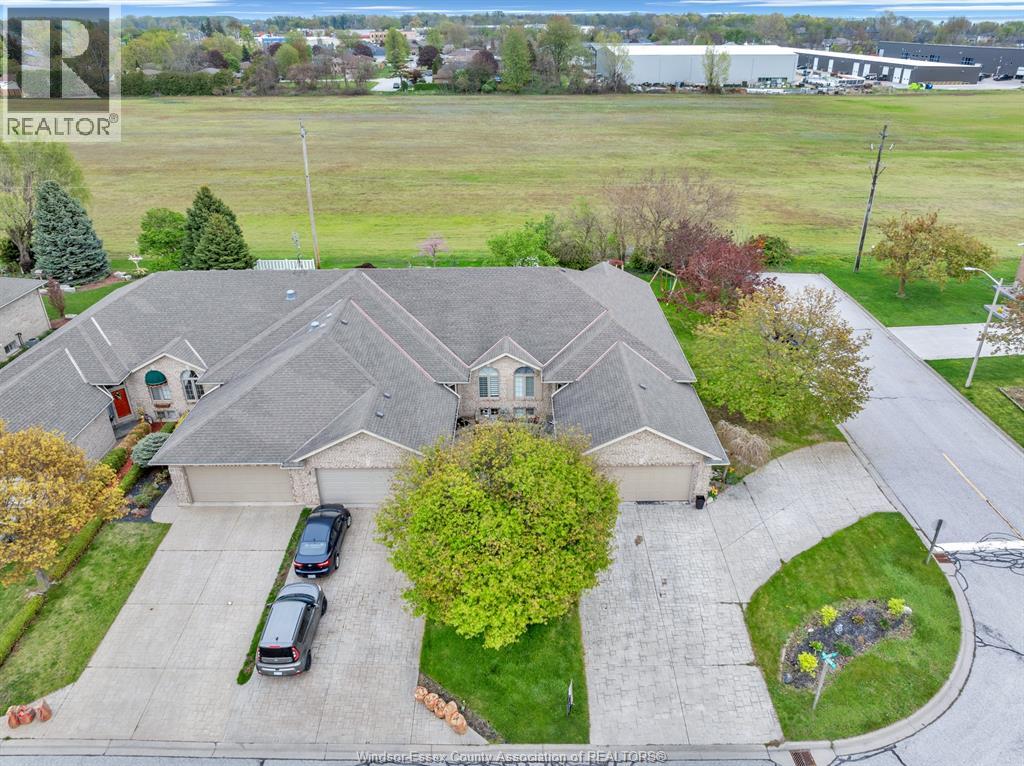Photo 3 of 51 Santos Drive, Kingsville ON