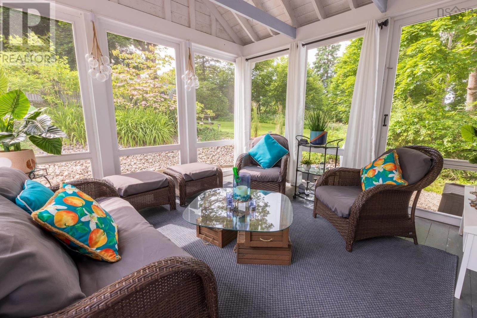 Photo 50 of 89 93 Queen Street, Chester NS