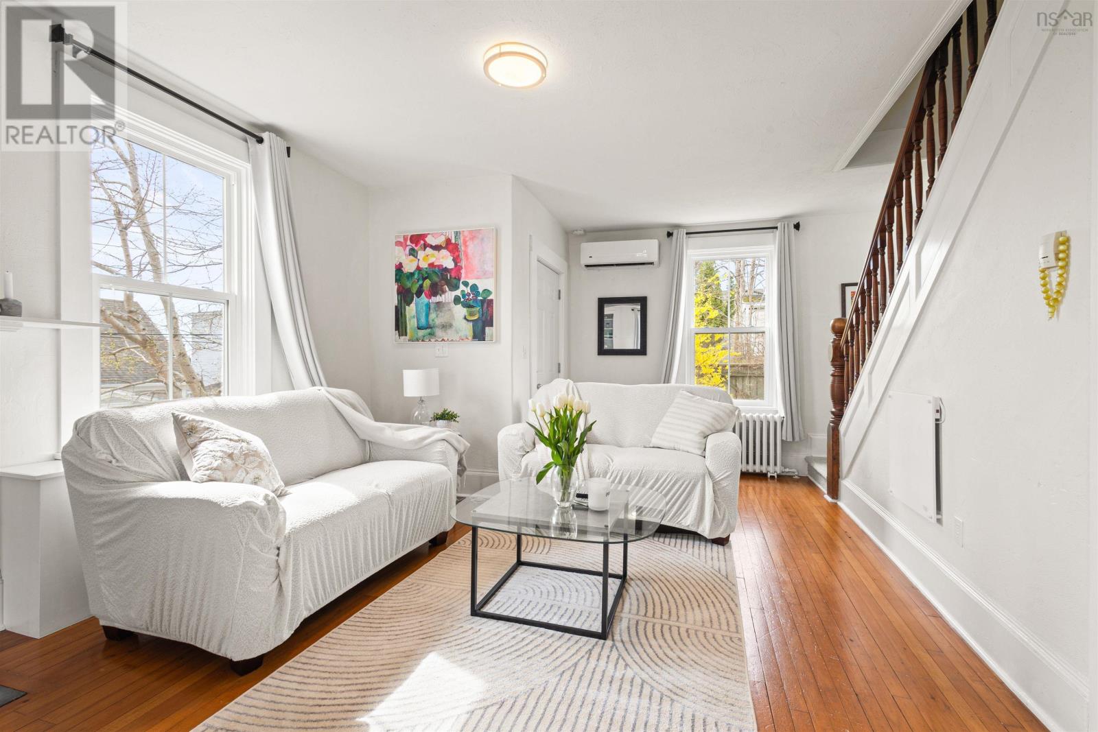 Photo 32 of 89 93 Queen Street, Chester NS