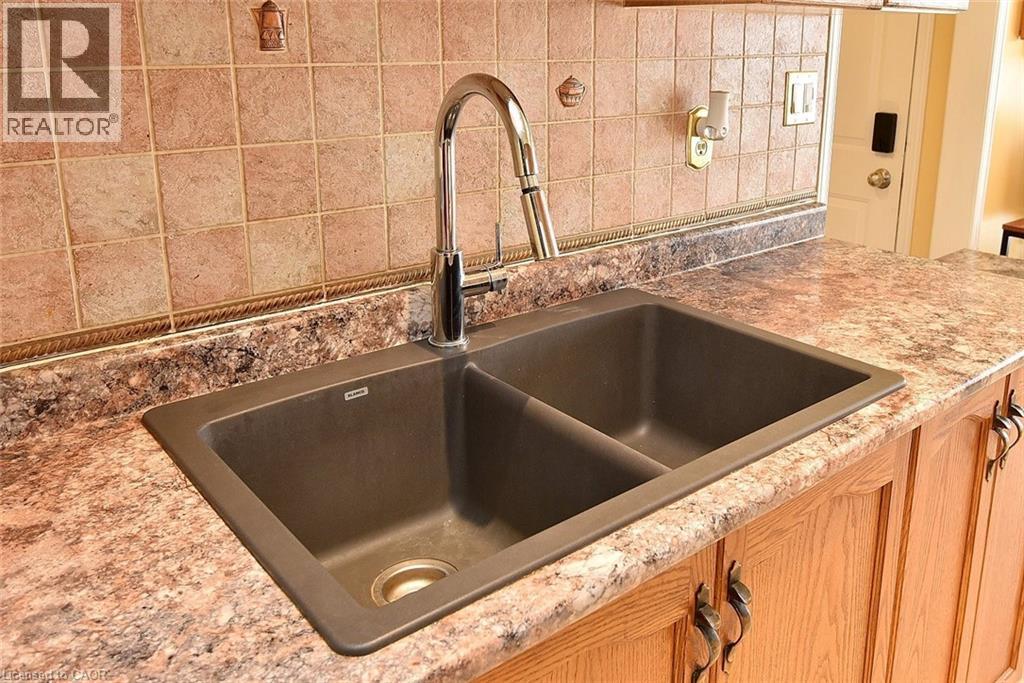 Photo 15 of 503 Highway 8 Unit 1, Stoney Creek ON