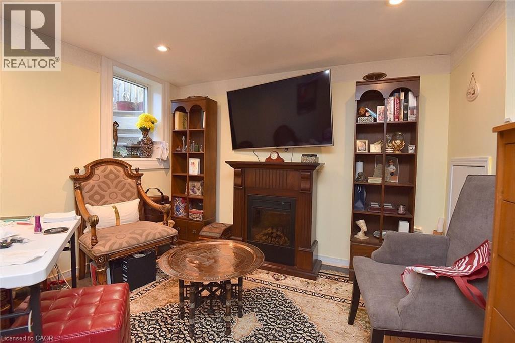 Photo 28 of 503 Highway 8 Unit 1, Stoney Creek ON