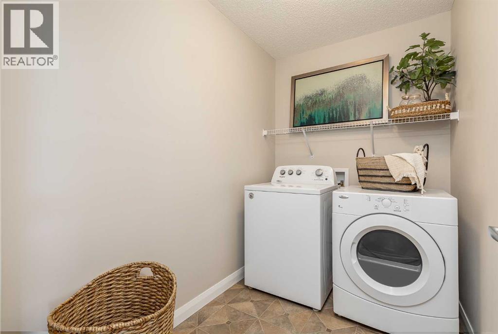 Photo 19 of 51 Ravenskirk Heath Se, Airdrie AB